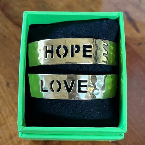 Rustic Cuff Inspirational Brass LOVE HOPE Bracelet Set in Gift Box - Picture 1 of 5